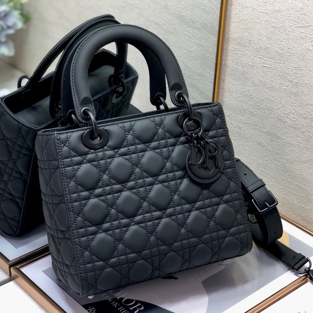 DIOR LARGE LADY DIOR BAG（4A）