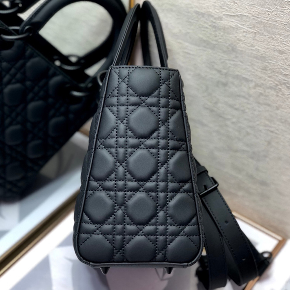 DIOR LARGE LADY DIOR BAG(4A)